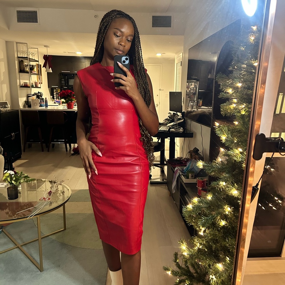 Padded Shoulder Vibrant Red Dress
